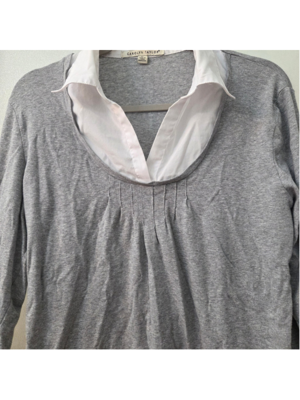 Carolyn Taylor Womens XL Faux Layered Grey White Collar Top